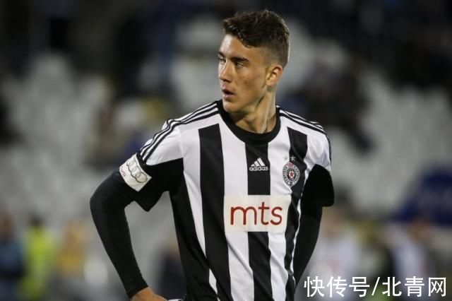 起了前后两 起了前后两