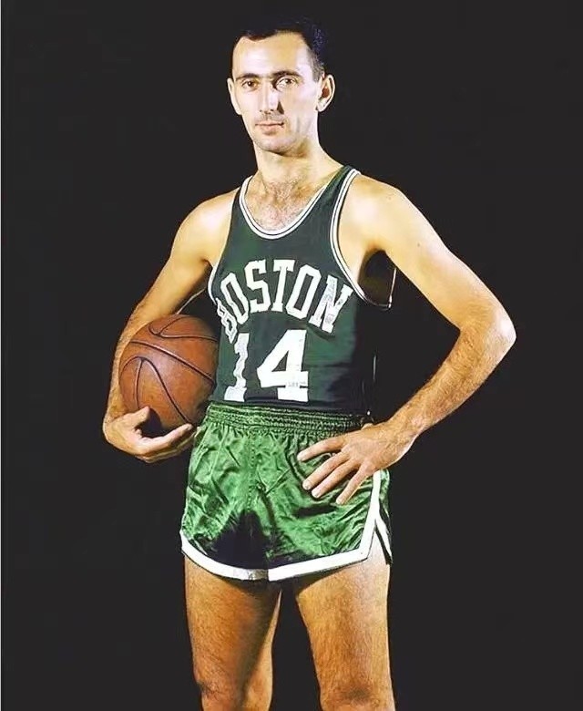 而比萨在下 而比萨在下